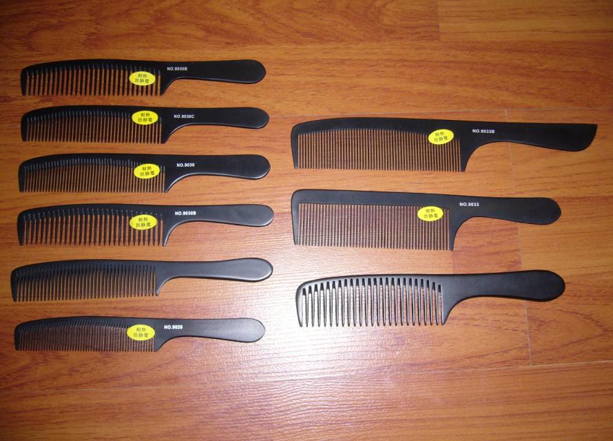 Bakelite Comb_ black